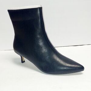 Journee Collection Arely Black Booties  Women's Size 11 Kitten Heel Pointed Toe